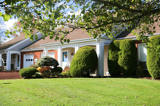 Crescent Meadows cottage exterior